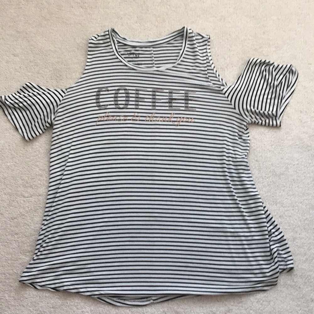 Black and white shirt with cut out sleeves